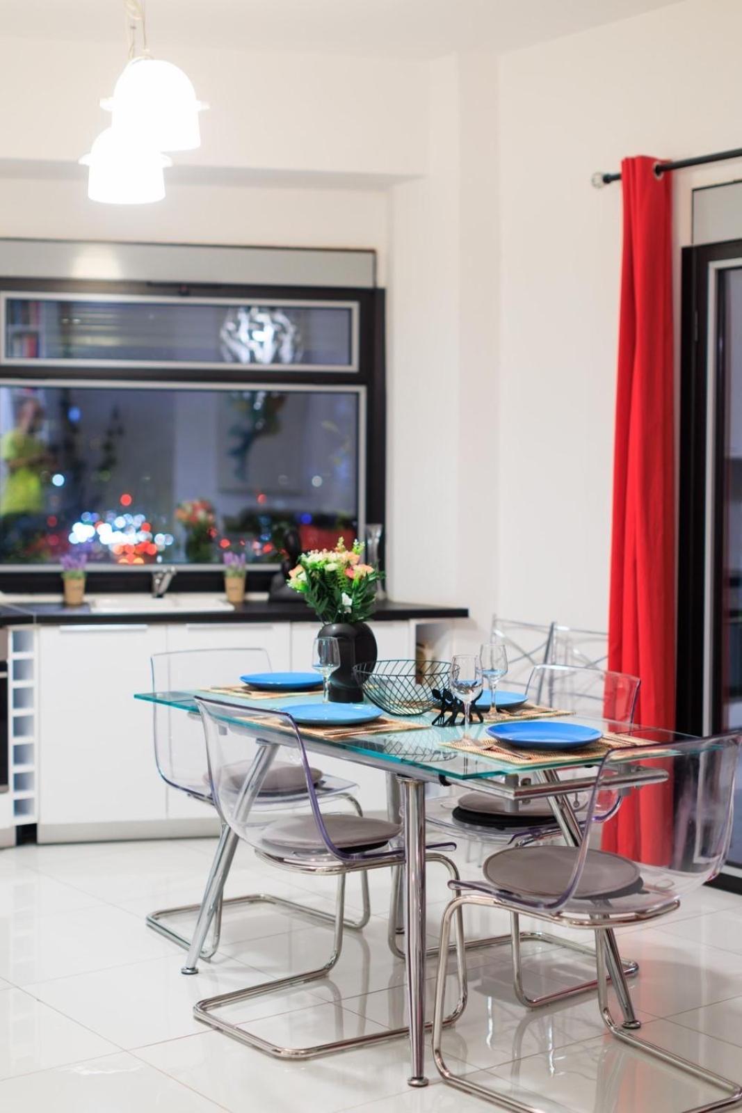 Aiolos Luxury Metro Acropolis Suite 7 Near Museum Of Modern Art 아테네 외부 사진