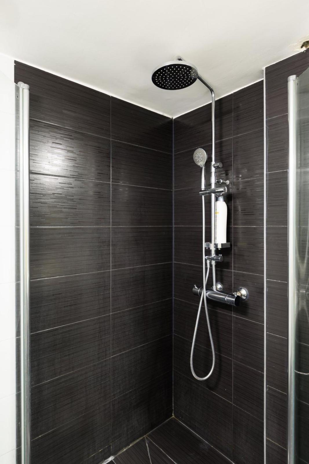 Aiolos Luxury Metro Acropolis Suite 7 Near Museum Of Modern Art 아테네 외부 사진